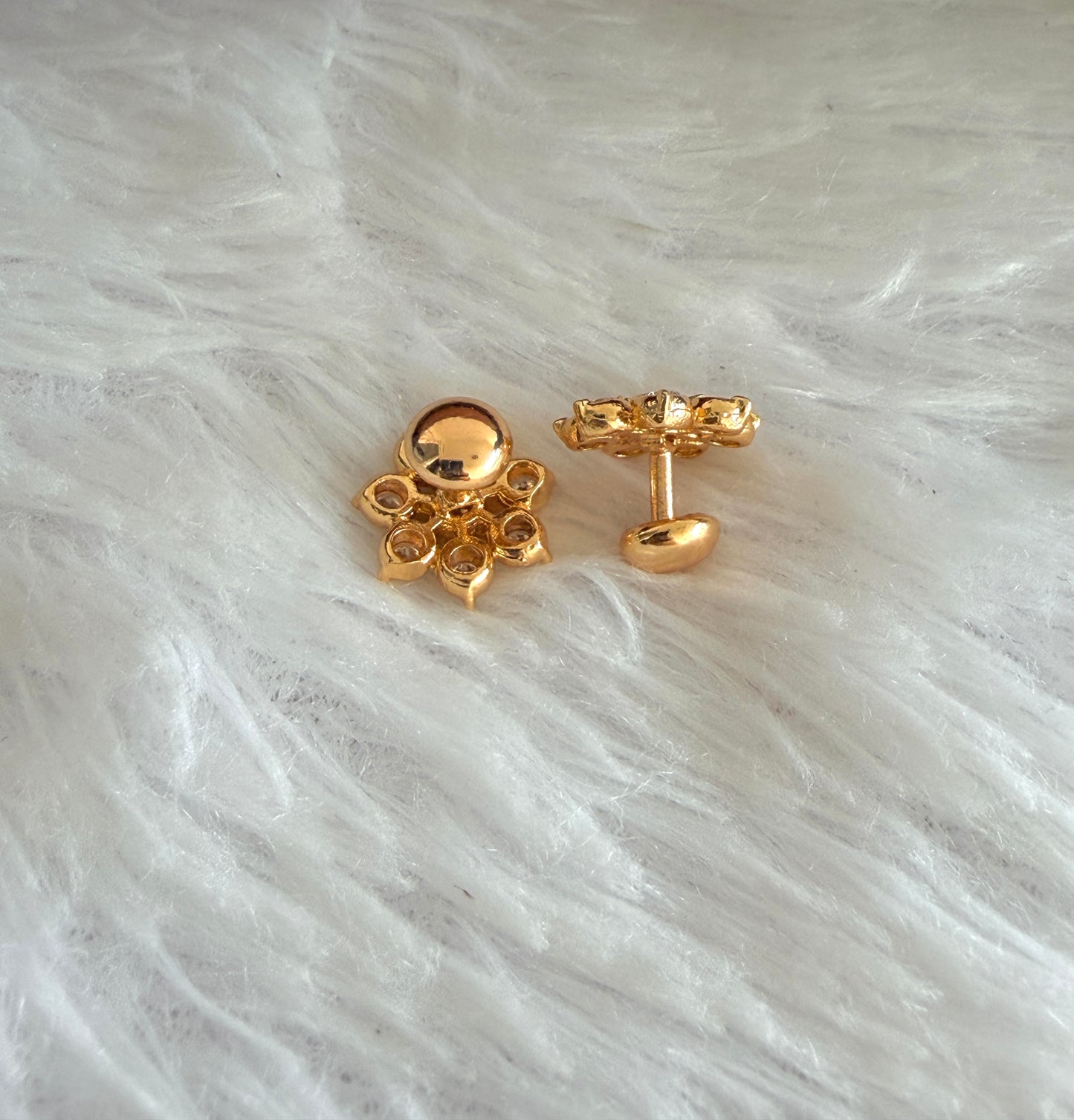 Gold tone AD white flower stud/earrings dj-53275