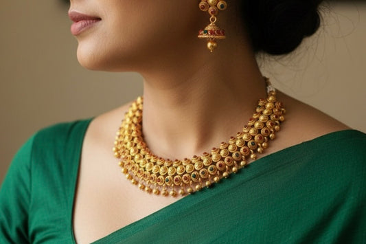Antique gold tone kemp-green necklace set-dj17547