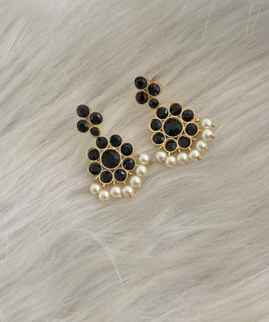 Gold tone AD black stone pearl flower earrings dj-55139