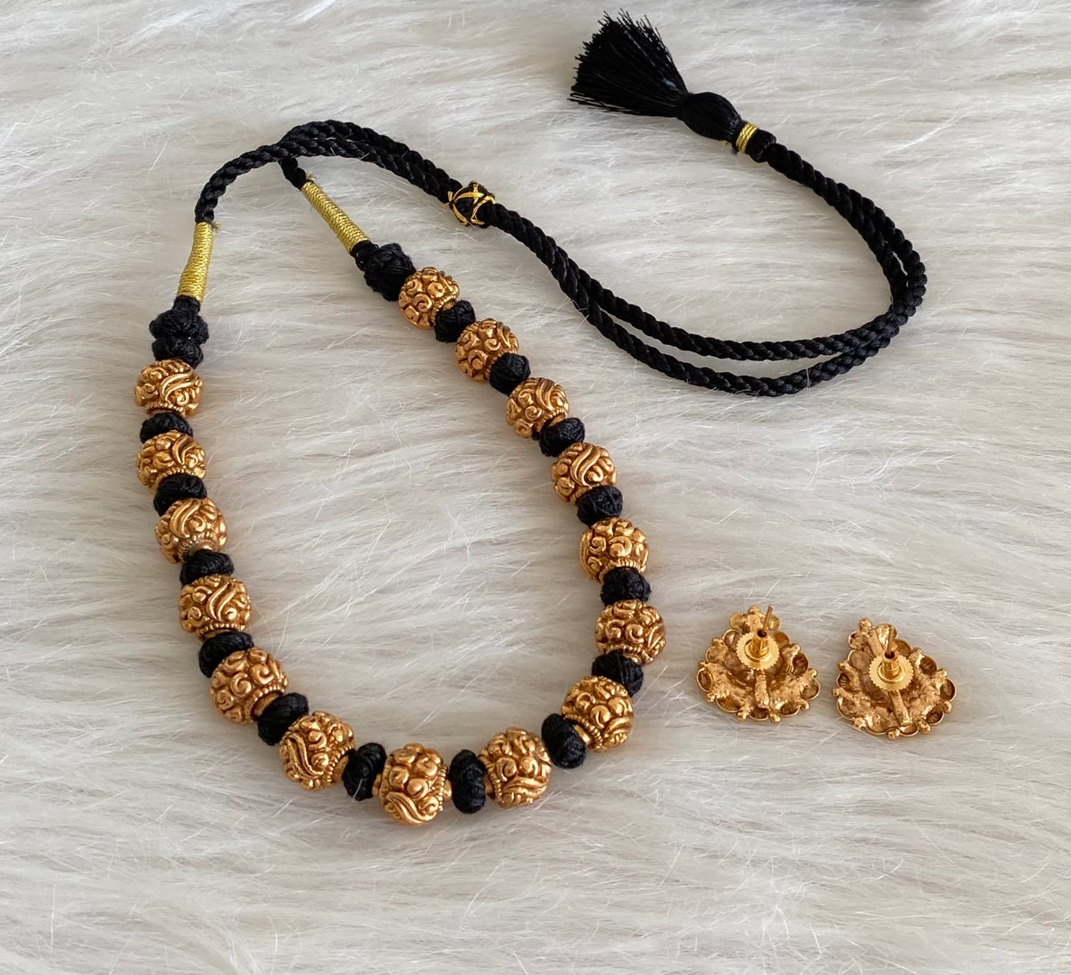 Antique gold tone black thread nakshi beaded necklace set dj-54951