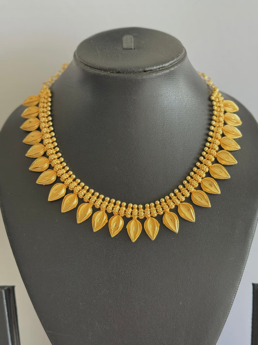 Matte gold tone kerala style necklace dj-51662