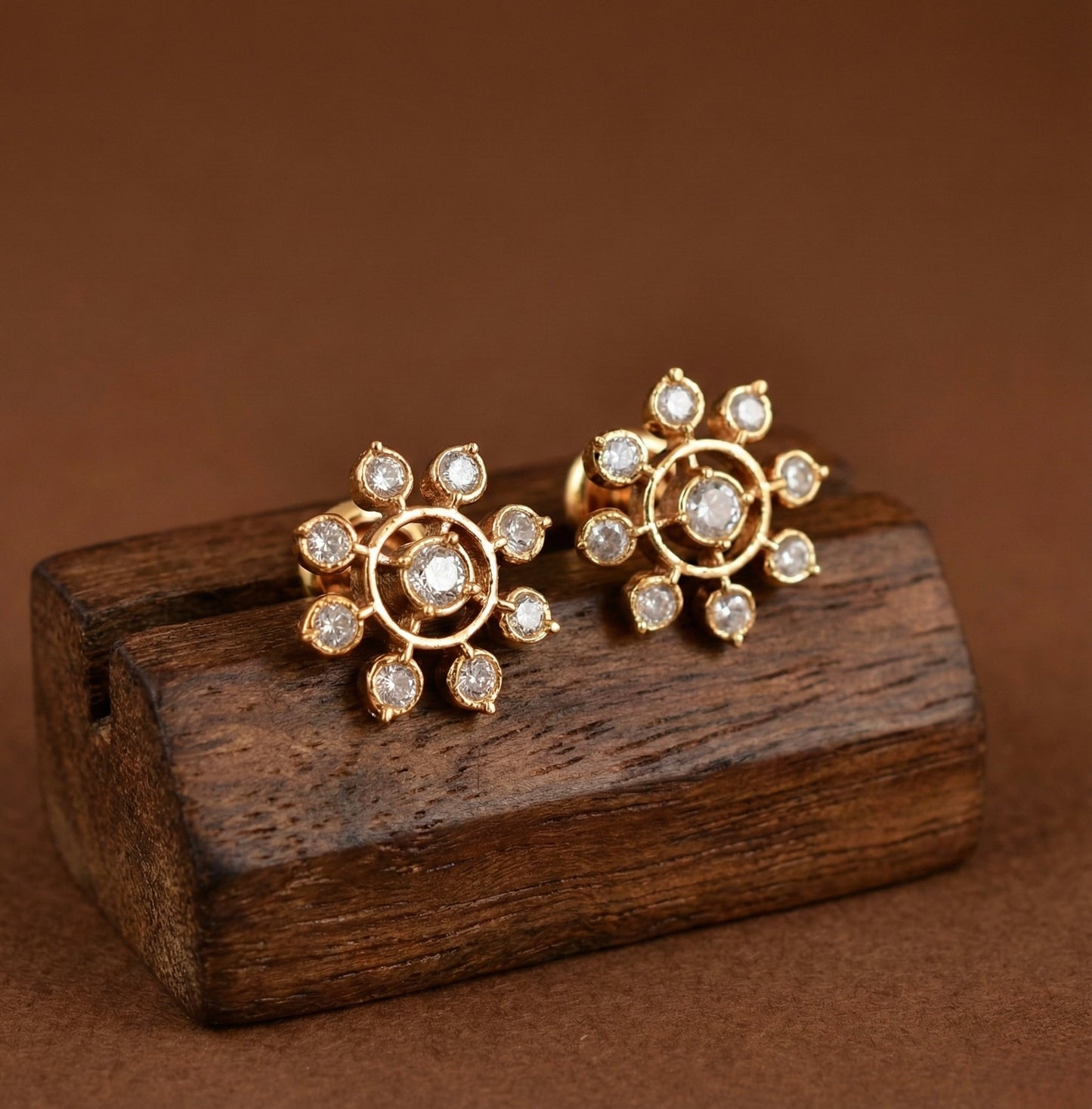 Gold tone AD white stone stud/earrings dj-52781