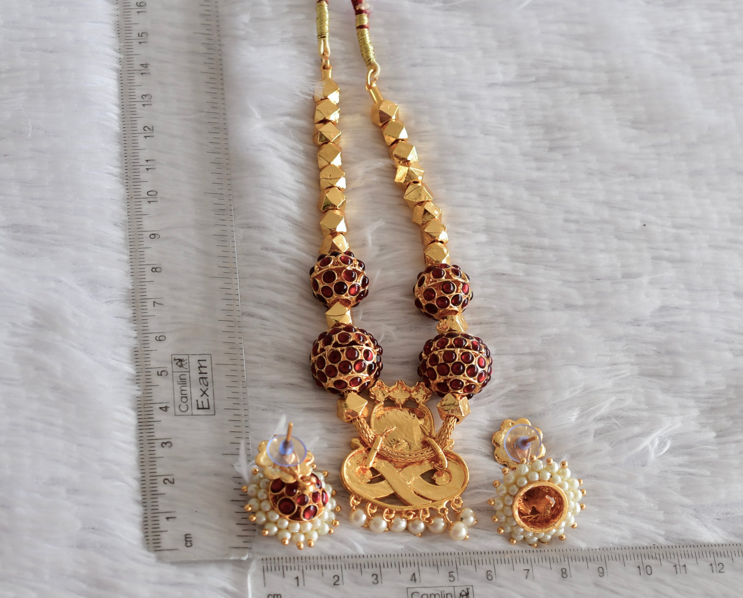 Gold tone kemp-green Rudhra ball necklace set dj-52353