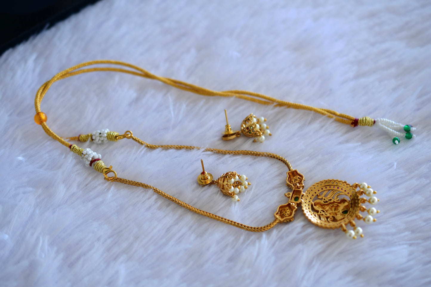 Antique gold tone ruby-green lakshmi kodi necklace set dj-52731