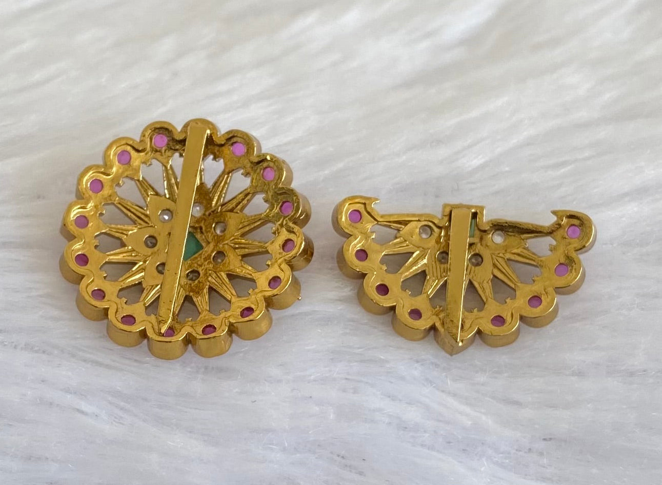 Antique gold tone small kemp-green-white flower sun moon hair jewel dj-53659