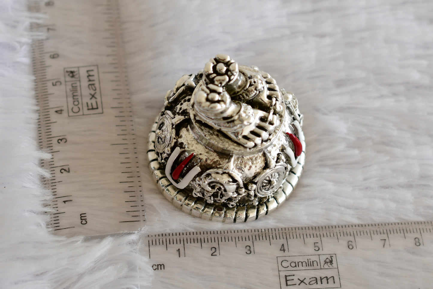 Silver tone Shri Thirumal padham dj-52328