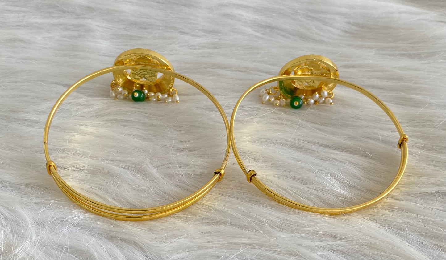 Gold tone kundan jadau kemp-green-white flower pearl baju band dj-53835