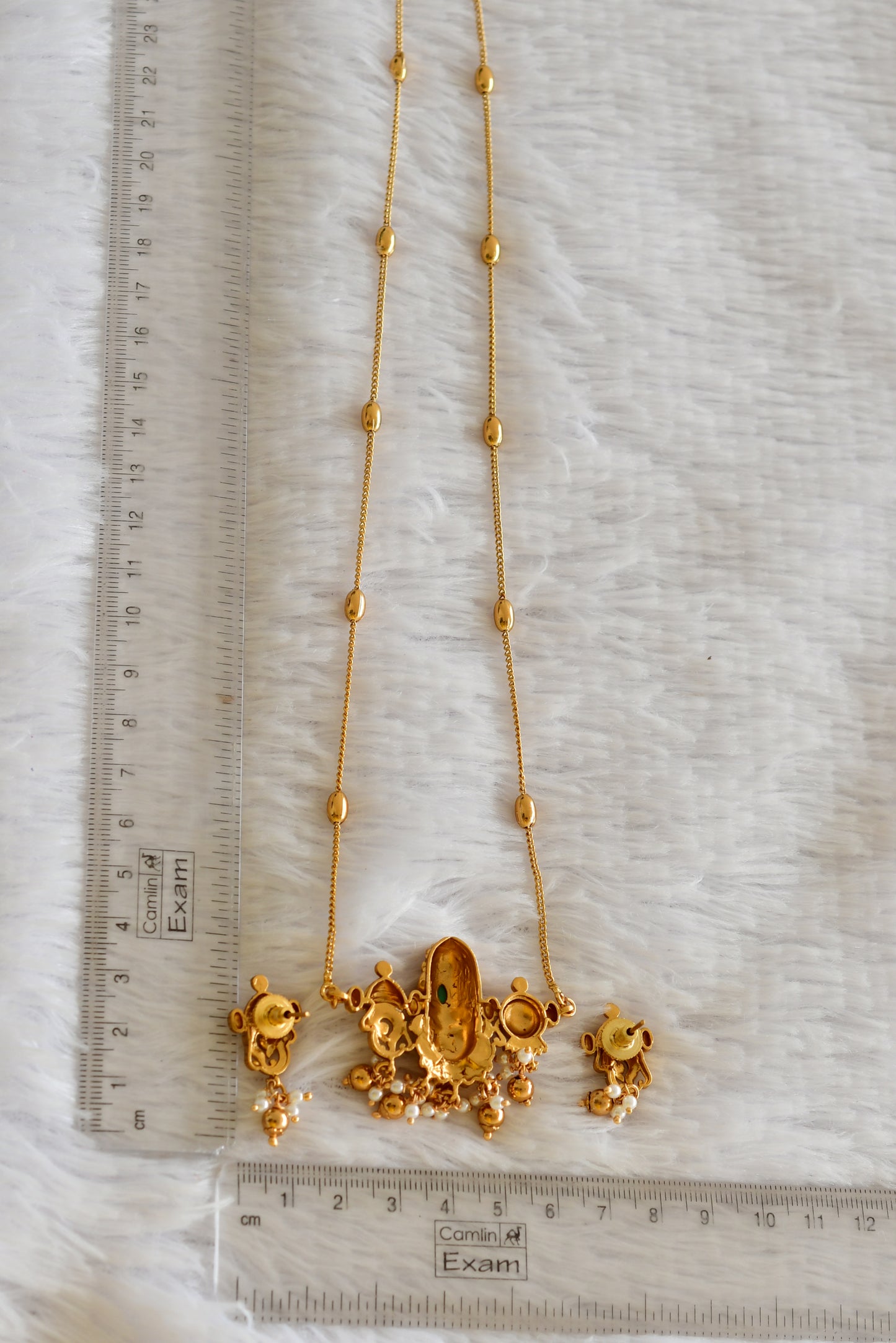 Matte finish Shri Thirumal Nama-Shanku-Chakra Meenakari necklace set dj-51825