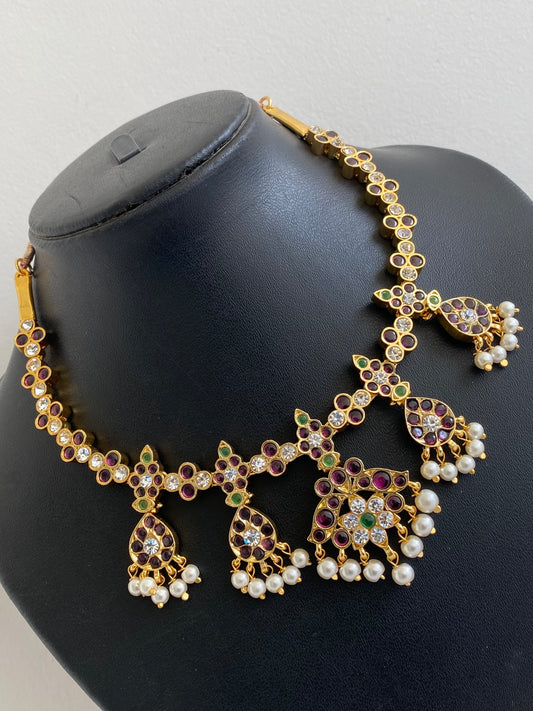 Gold tone precious kemp-green-white pearl necklace dj-53234