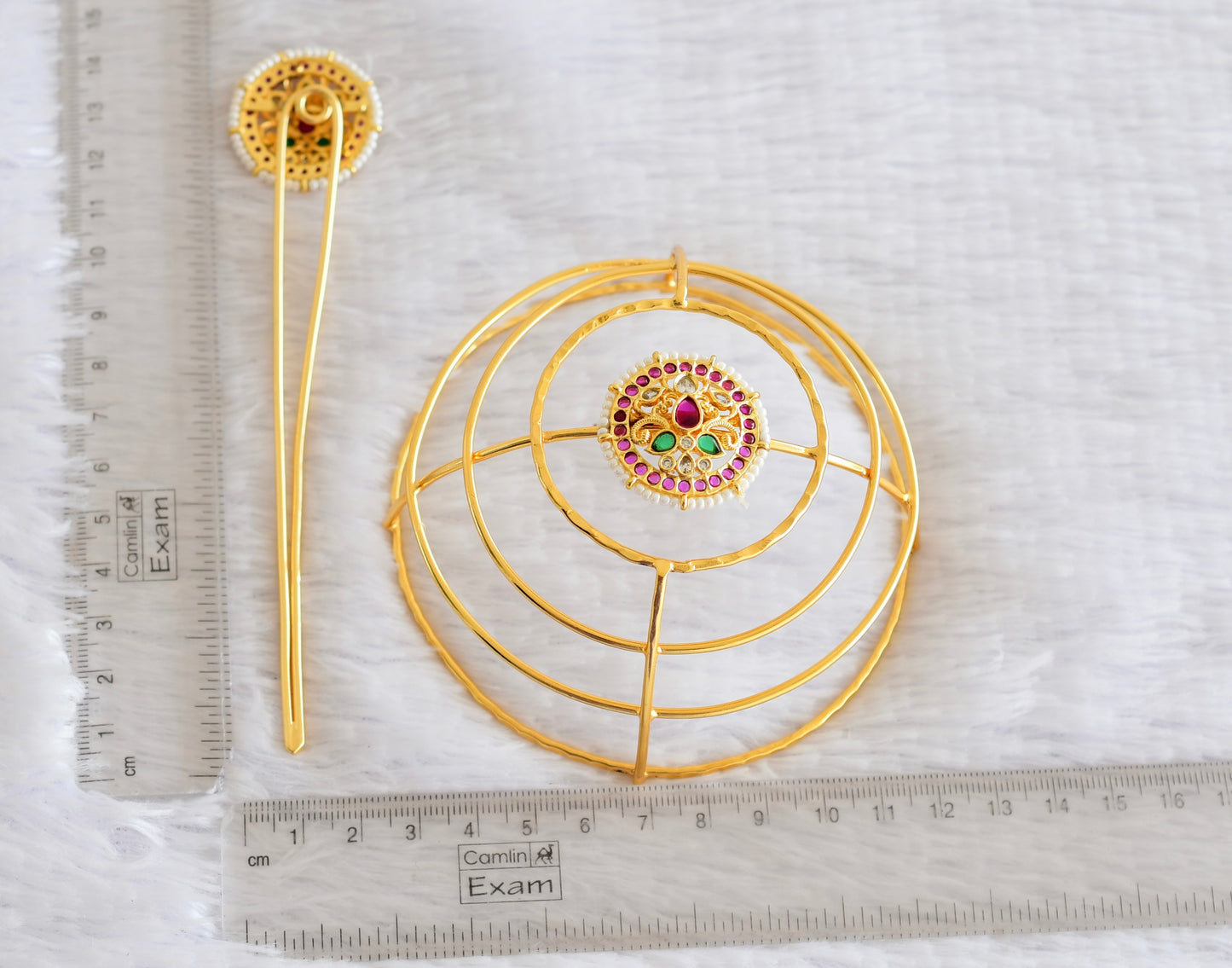 Gold tone kemp-green bun cage-hair accessory with stick Dj-52338