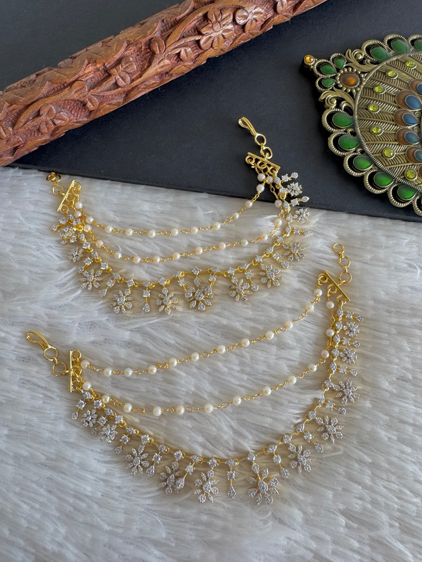 Two tone cz white stone multi layered ear side chain dj-52052