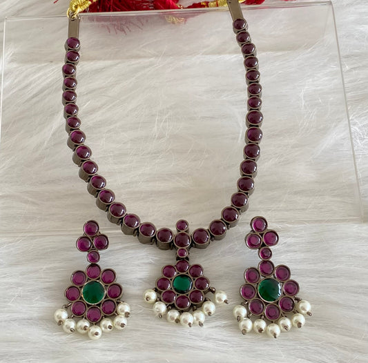 Black finish precious kemp-green pearl attigai necklace set dj-53958