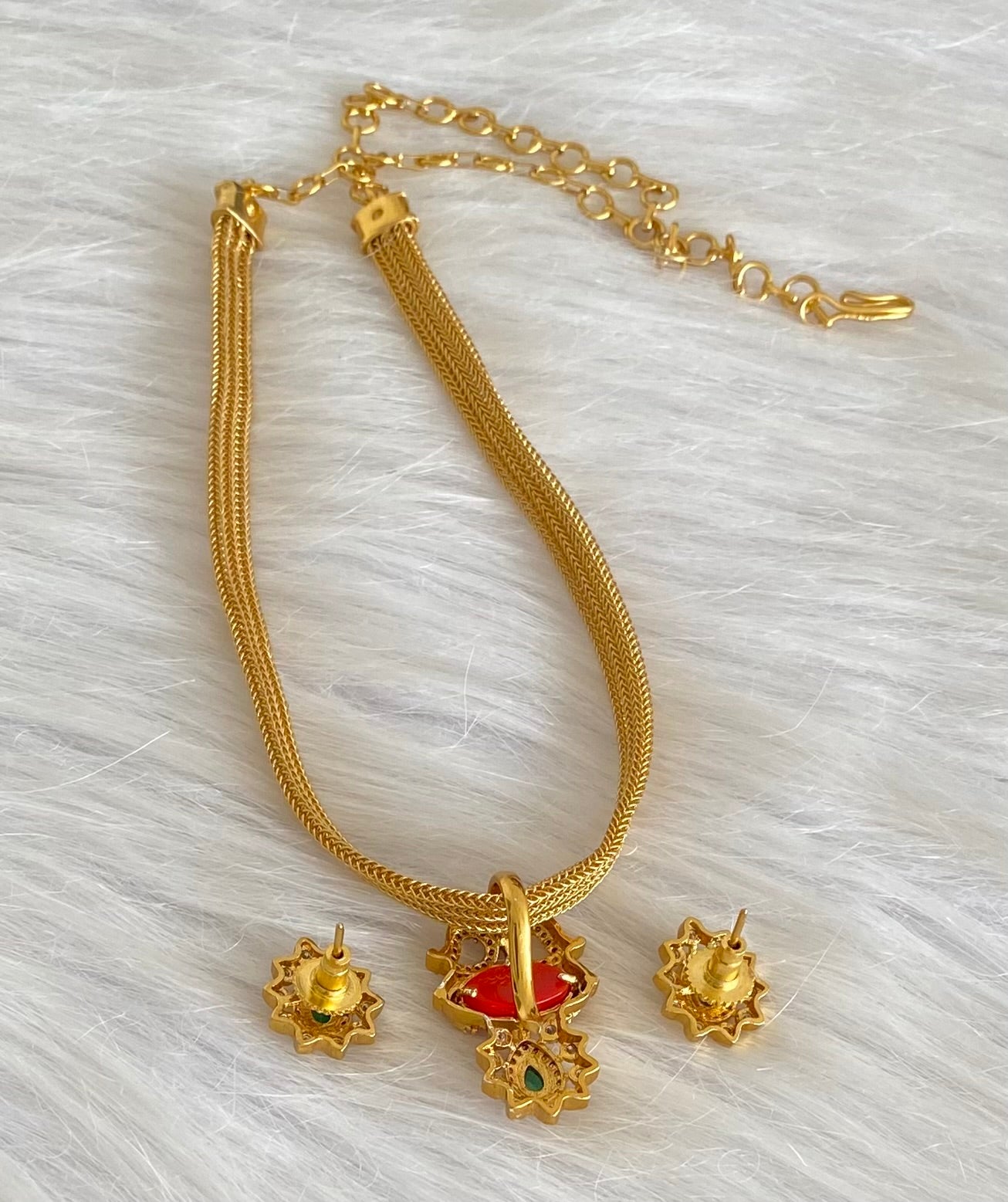 Antique gold tone coral white-green stone necklace set dj-54270