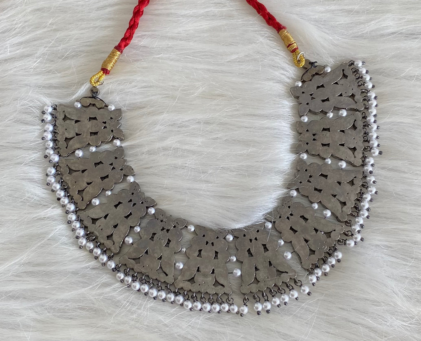 Black finish precious kemp-green-white pearl necklace dj-53956