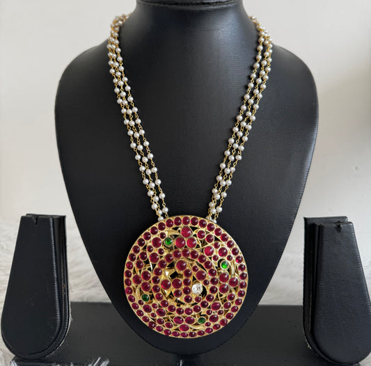 Gold tone semi precious kemp-green big round pendant with 18 inches pearl chain dj-52622