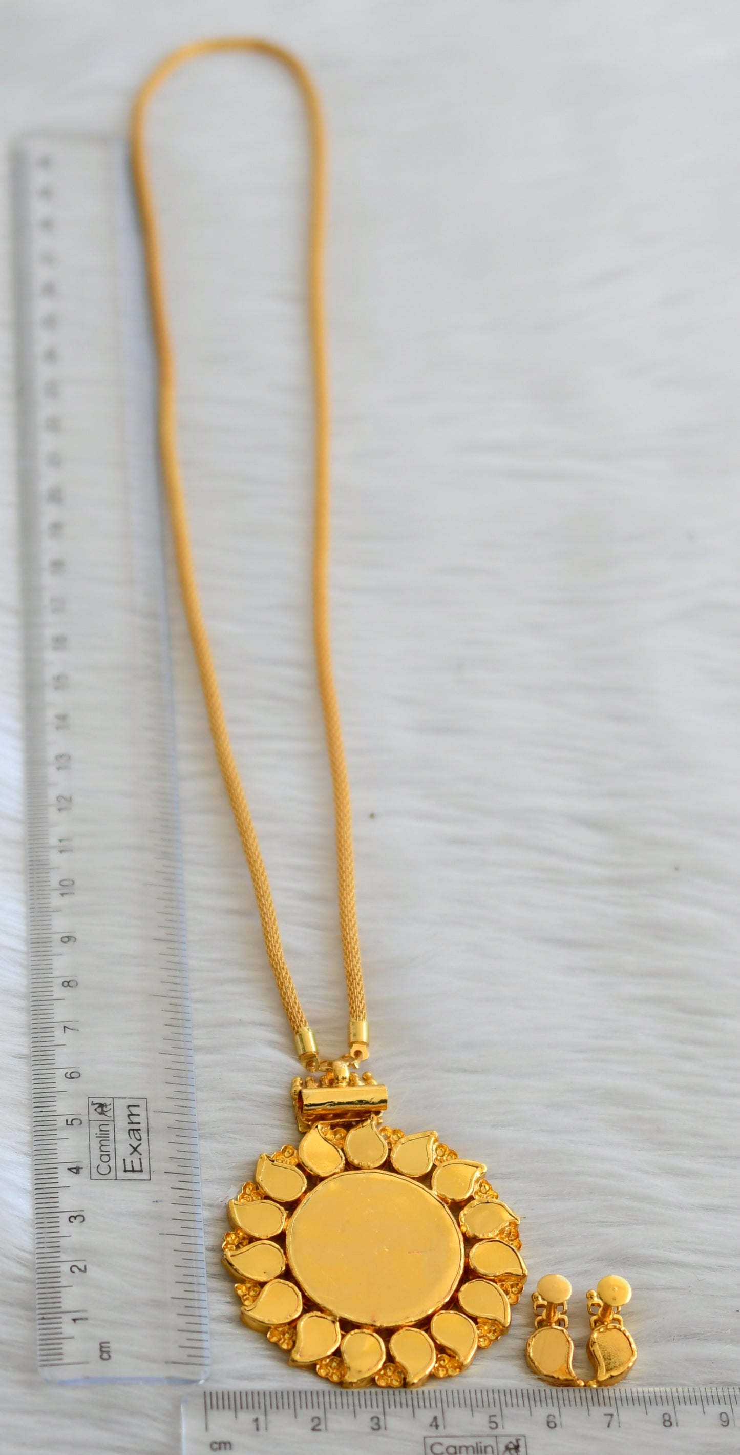 Gold tone kerala style 24 inches chain with pink-green mango pendant set dj-45286