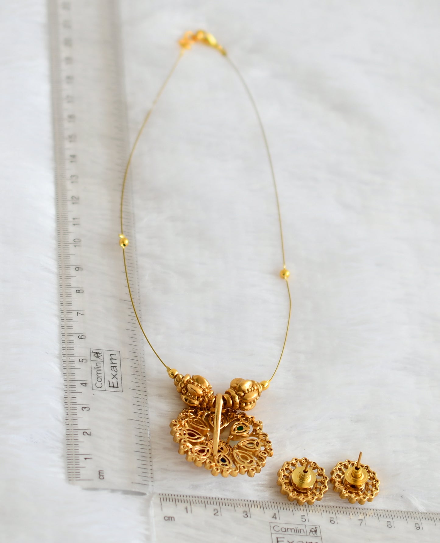 Matte finish navarathna-white stone flower invisible necklace set dj-50609