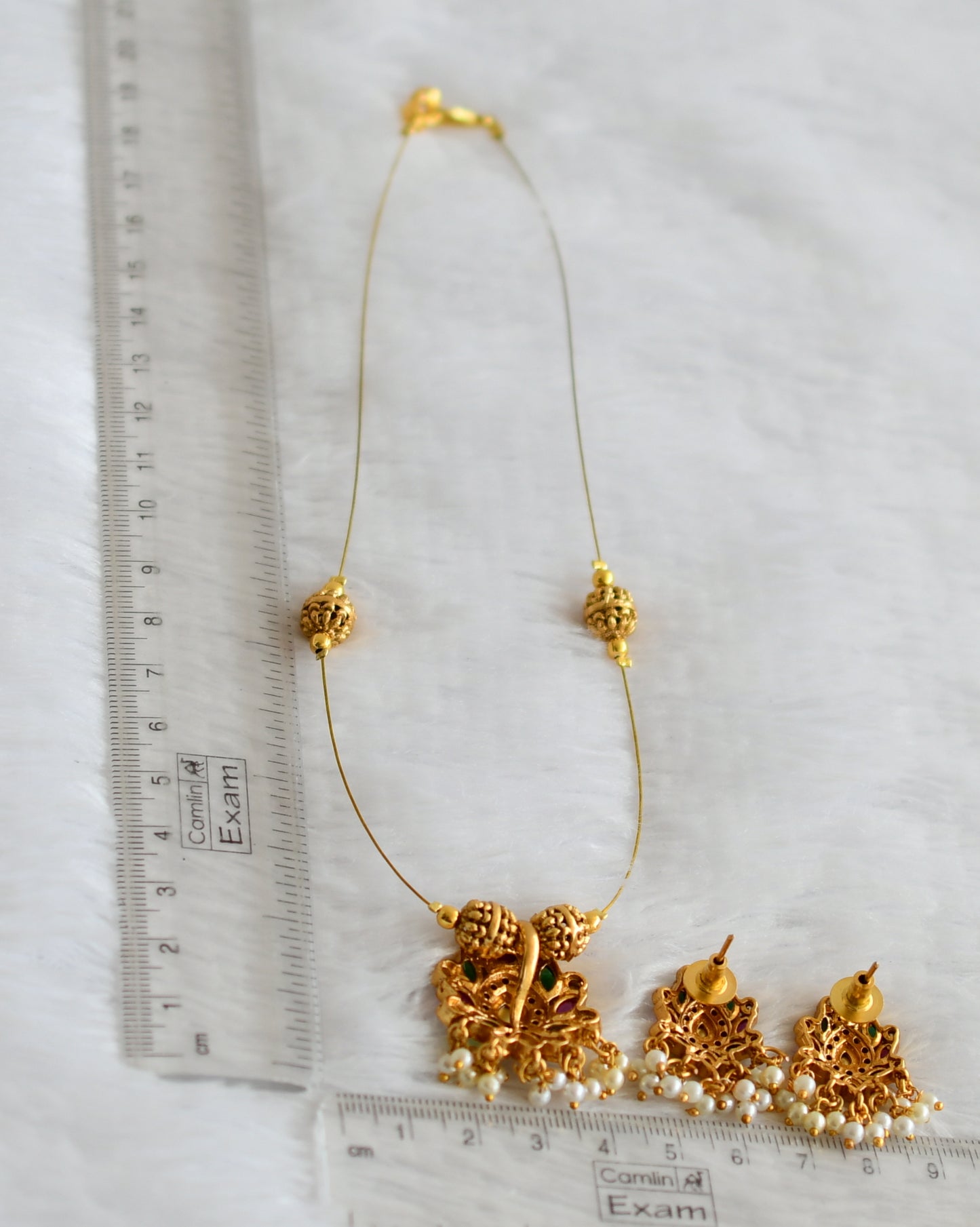 Matte finish kemp-green-white lotus invisible necklace set dj-50611