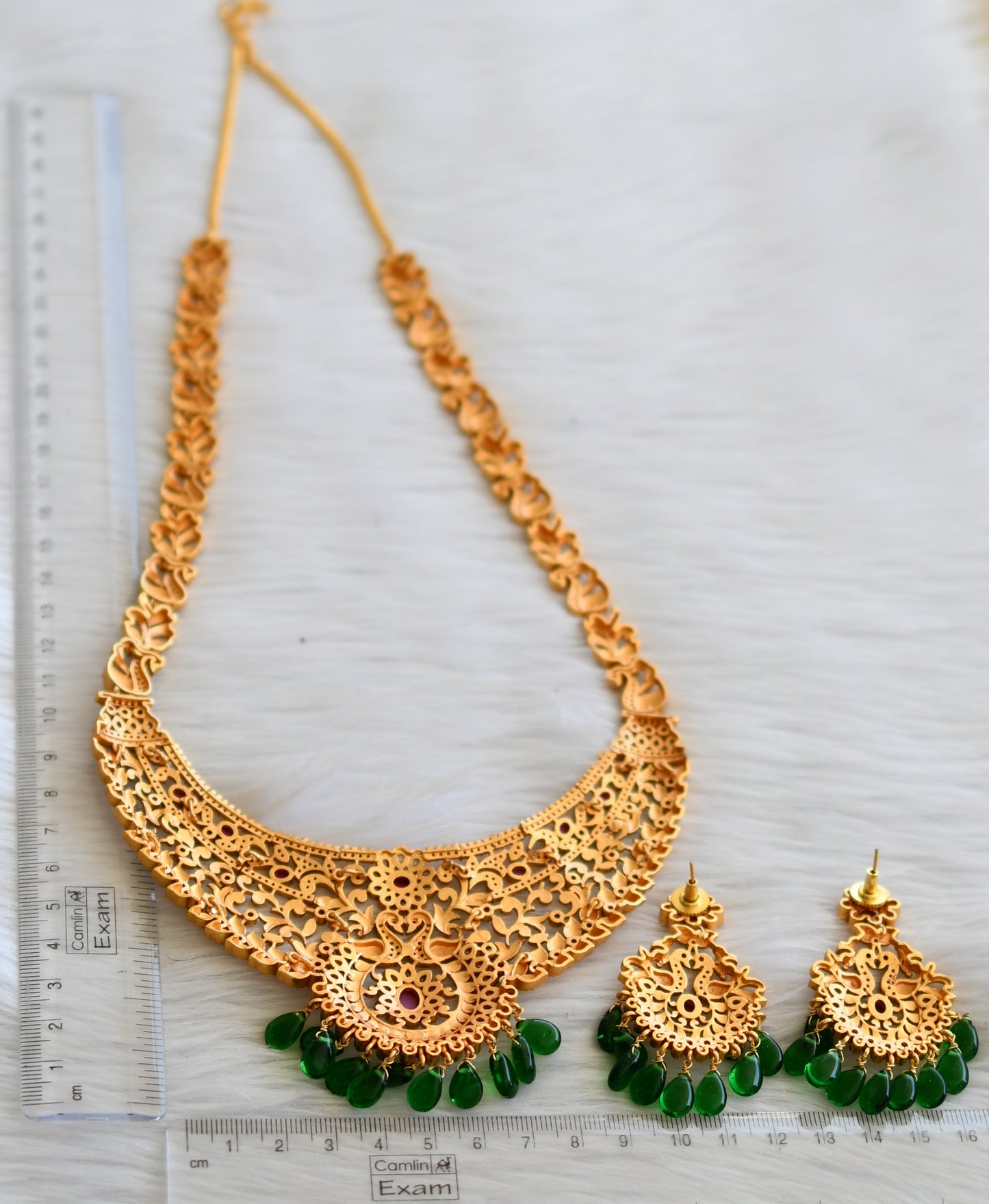 Matte finish ruby-white green beaded peacock haar set dj-45300