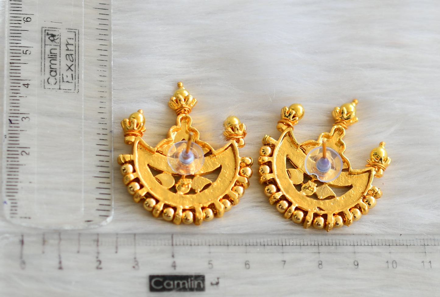 Gold tone kemp-green moon earrings dj-42368