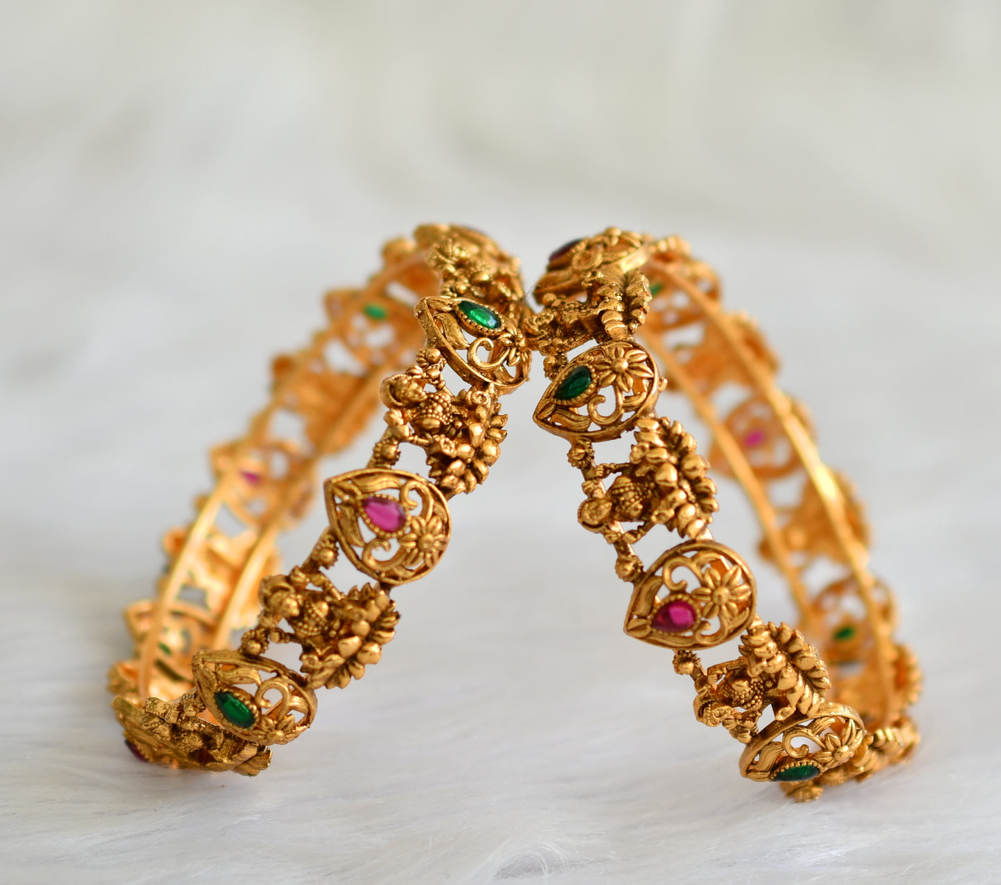 Matte finish kemp-green stone laksmi flower bangles(2.8) dj-43679