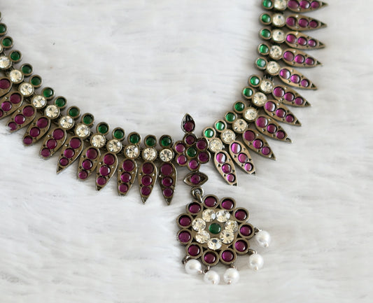 Black finish precious kemp-green-white mulla mottu pearl necklace dj-50754