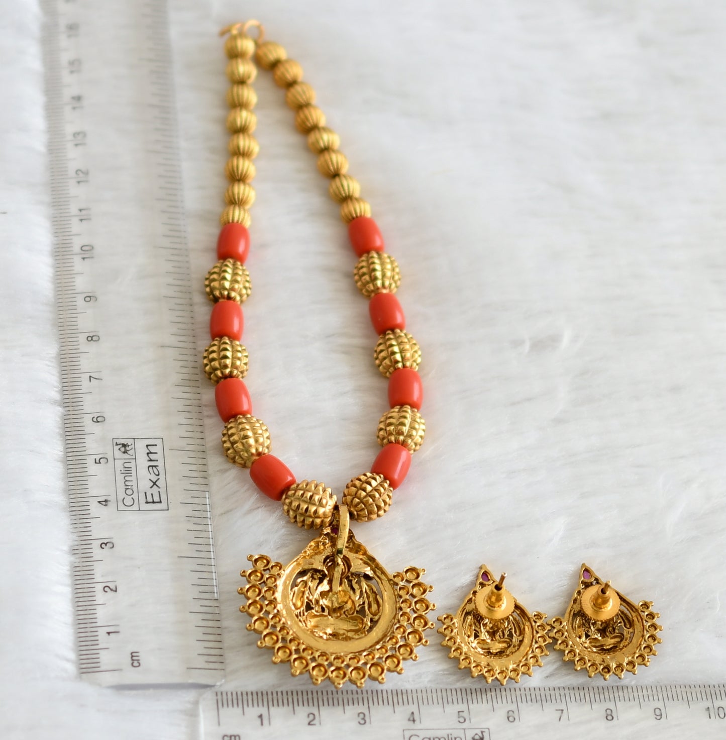 Matte finish coral beaded kemp stone lakshmi necklace set dj-47049