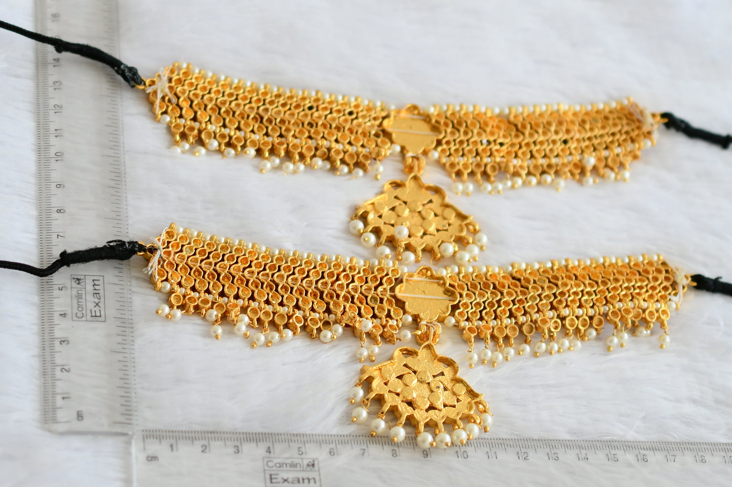 Gold tone kemp-green-white pearl bead armlets dj-50795