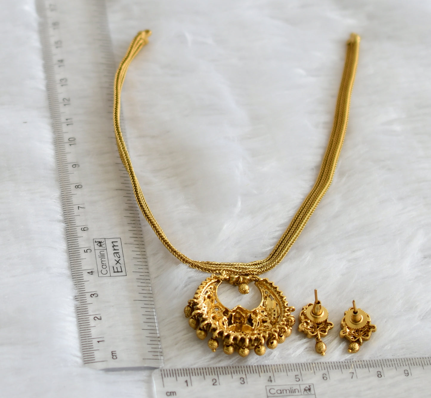 Antique gold tone cz white lakshmi bali flower necklace set dj-47056