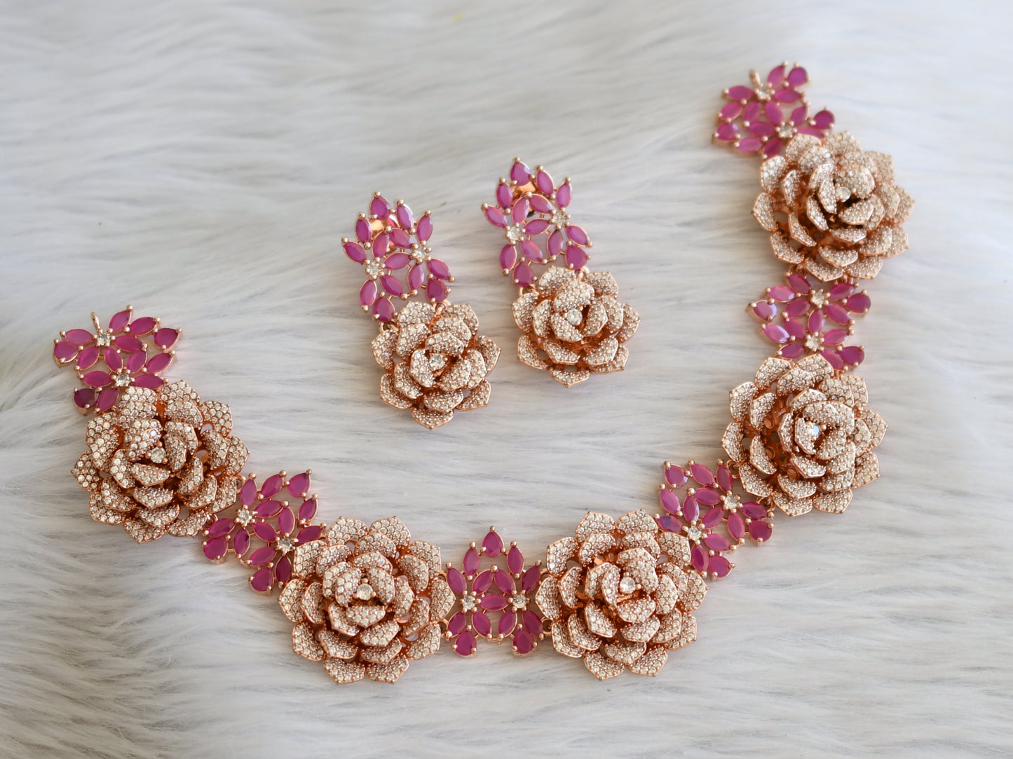 Rose gold tone ruby-white flower necklace set dj-45399