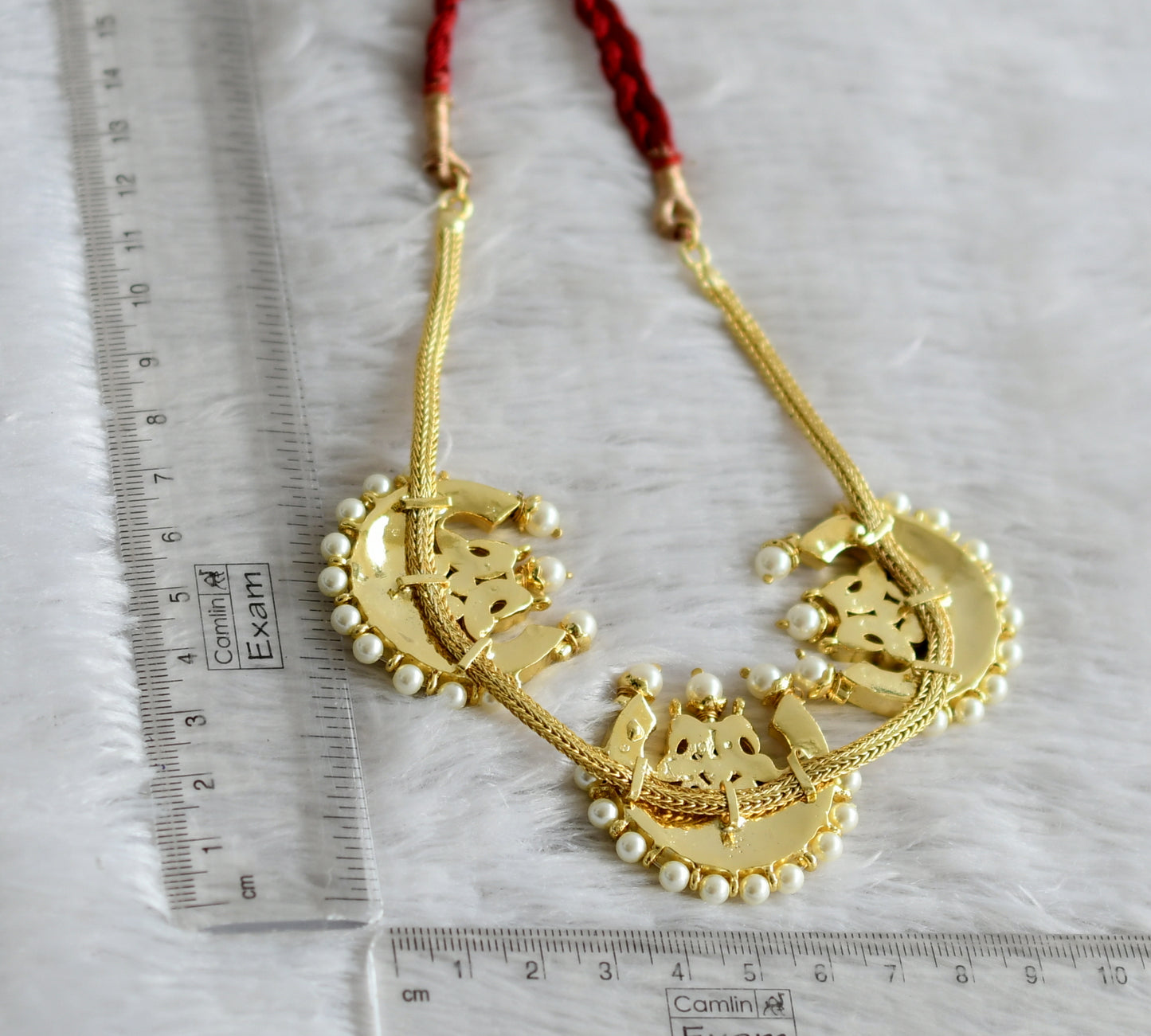 Gold tone precious kemp-green-white pearl moon peacock choker necklace dj-48879