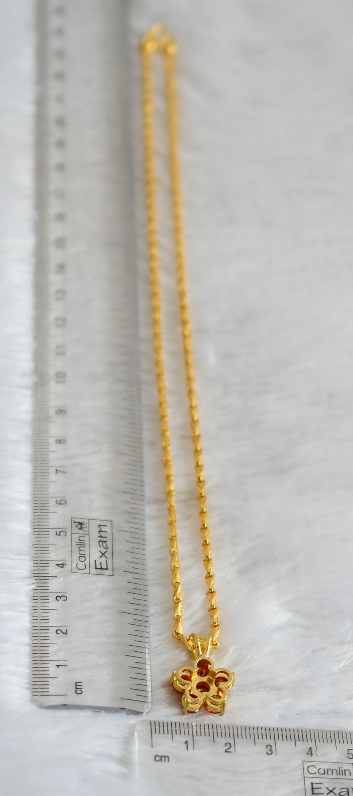 Gold tone 18 inches chain with orange stone flower pendant dj-47150