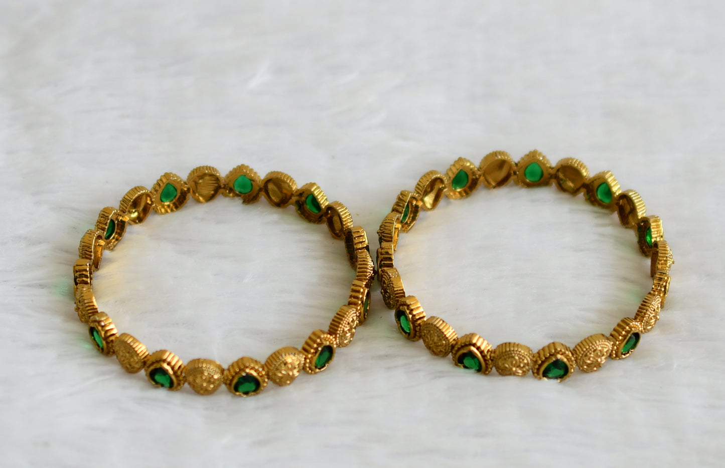 Antique gold tone bottle green thilak stone bangles(2.8) dj-50898