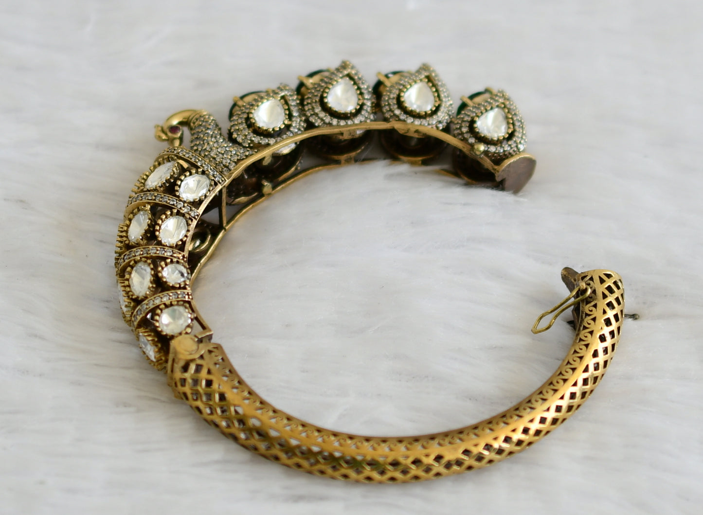 Antique gold tone green-white stone victorian moissanite peacock kada/bracelet dj-50954