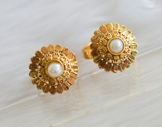 Antique gold tone pearl stone toe ring dj-43875
