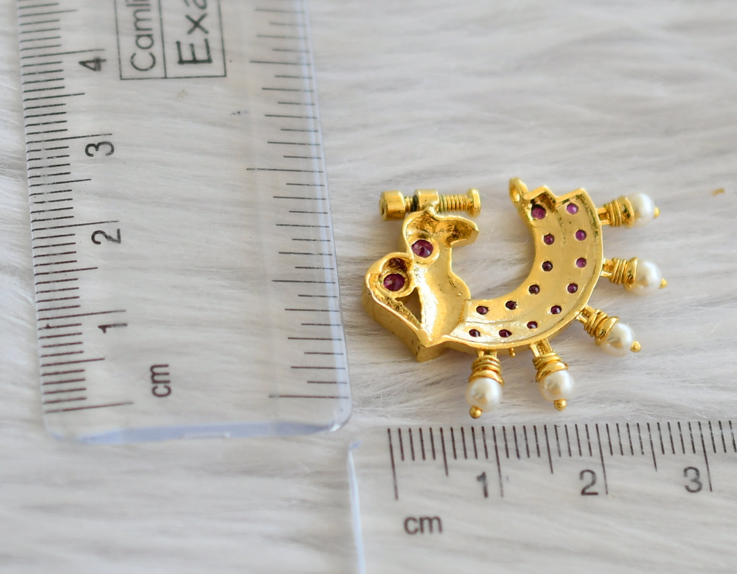 Gold tone ruby pearl peacock nose pin dj-45585