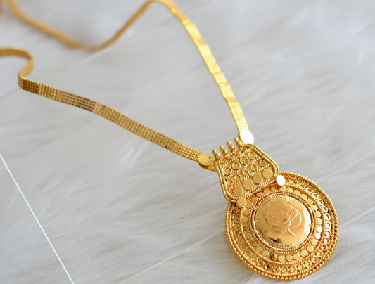 Gold tone round rose pendant with chain dj-39989
