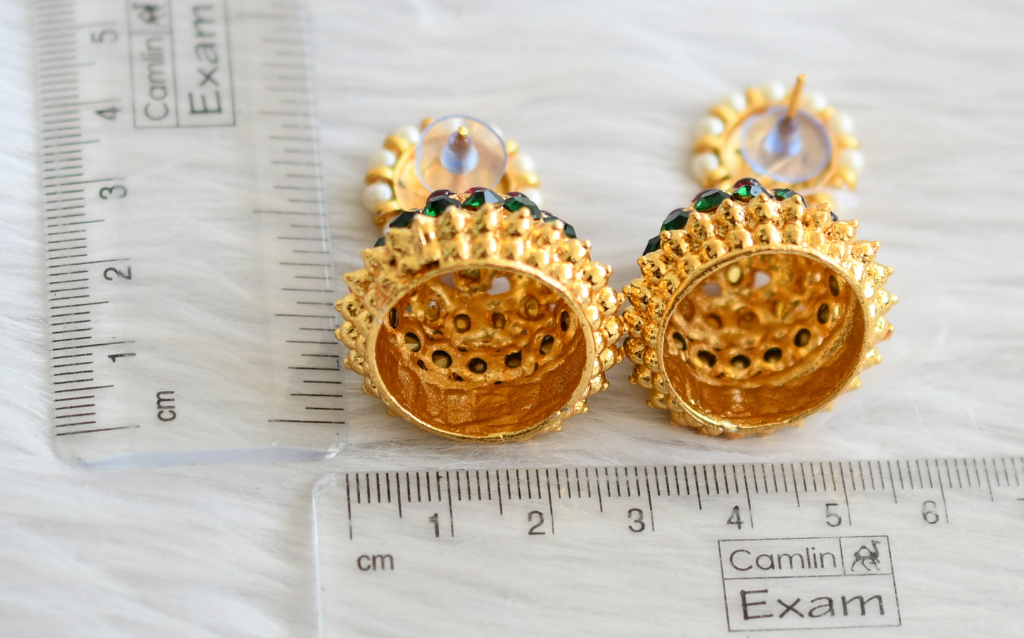 Gold tone kemp-green pearl jhumkka dj-45734