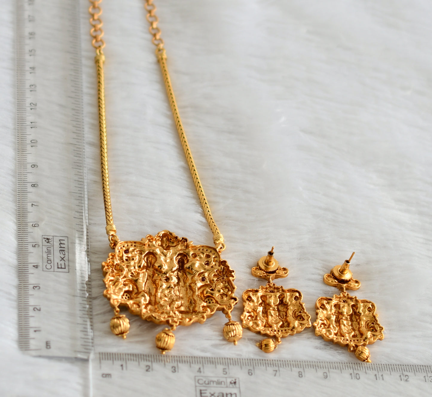 Matte finish ruby-greenShri Thirumal-lakshmi peacock necklace set dj-47478