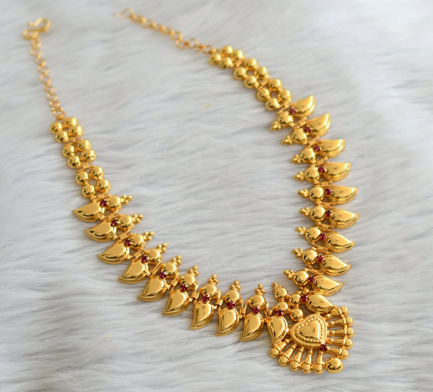 Gold tone pink mango kerala style necklace set dj-45829