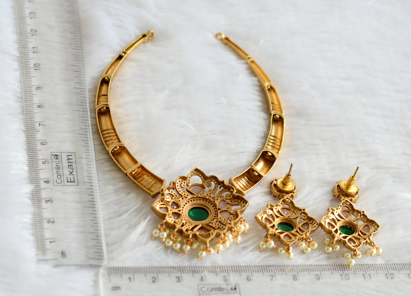 Matte finish green-baby pink-white pearl cluster kante necklace set dj-47496