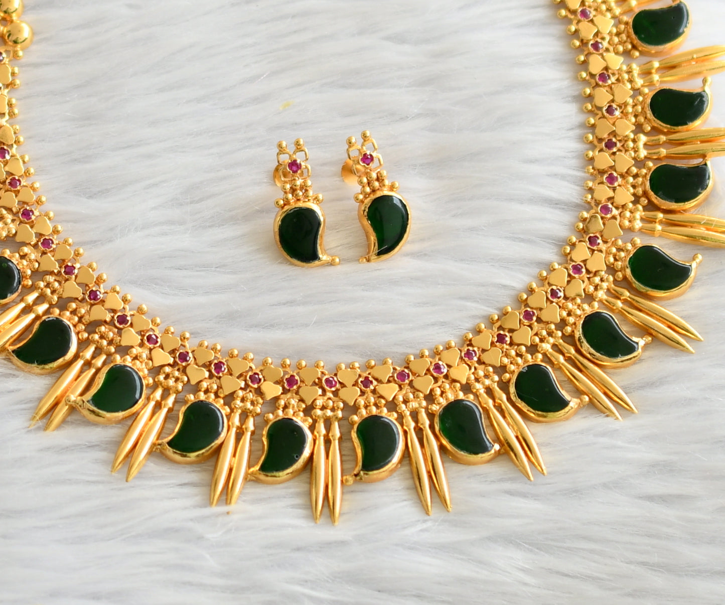 Gold look alike pink-green mulla mottu mango kerala style necklace set dj-45863