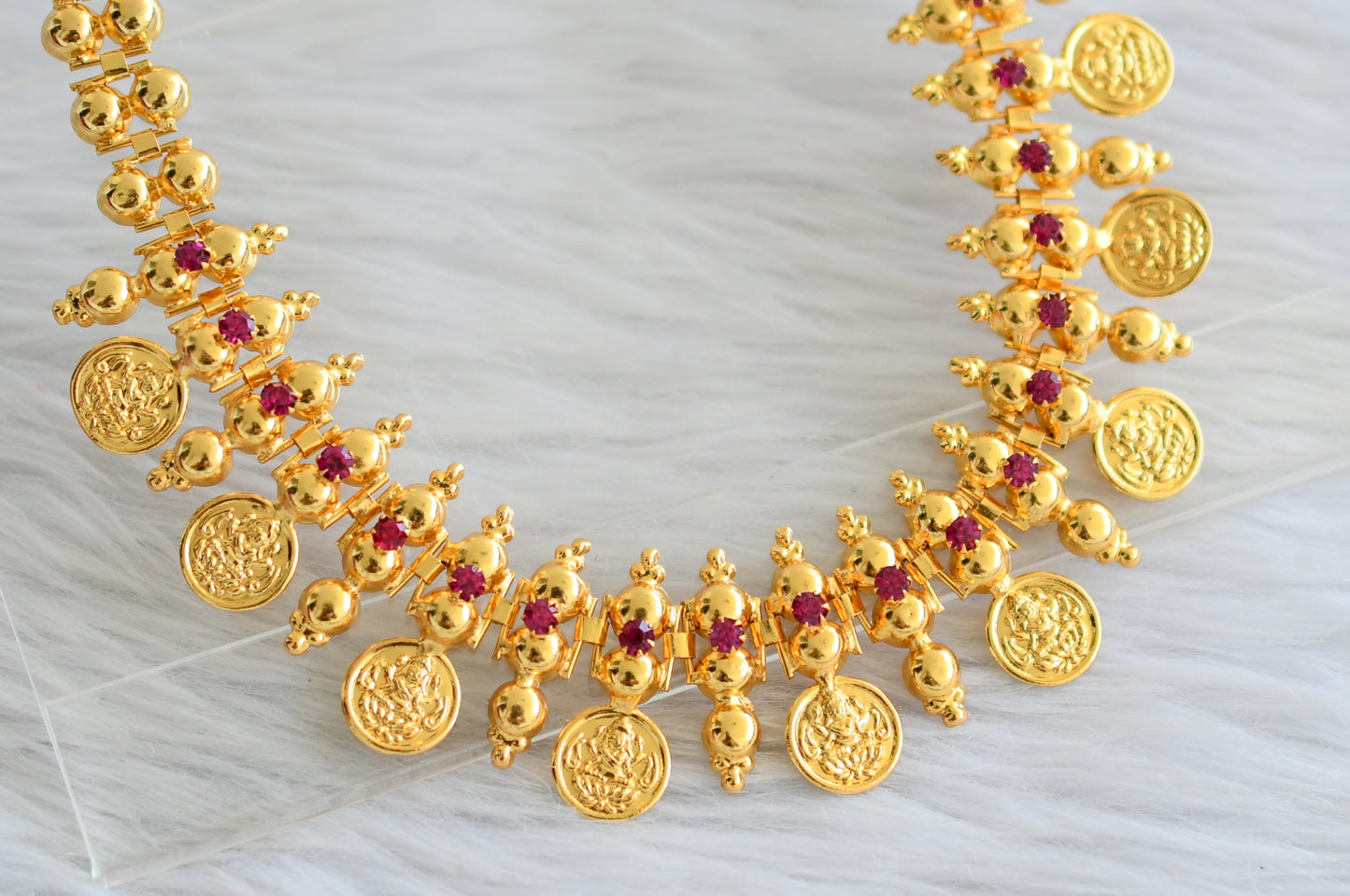 Gold tone pink lakshmi coin necklace dj-44129