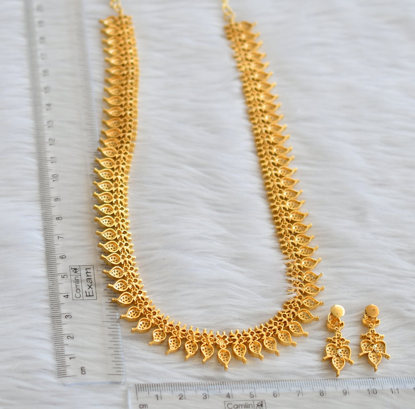 Gold tone cz white mango short haar set dj-45968