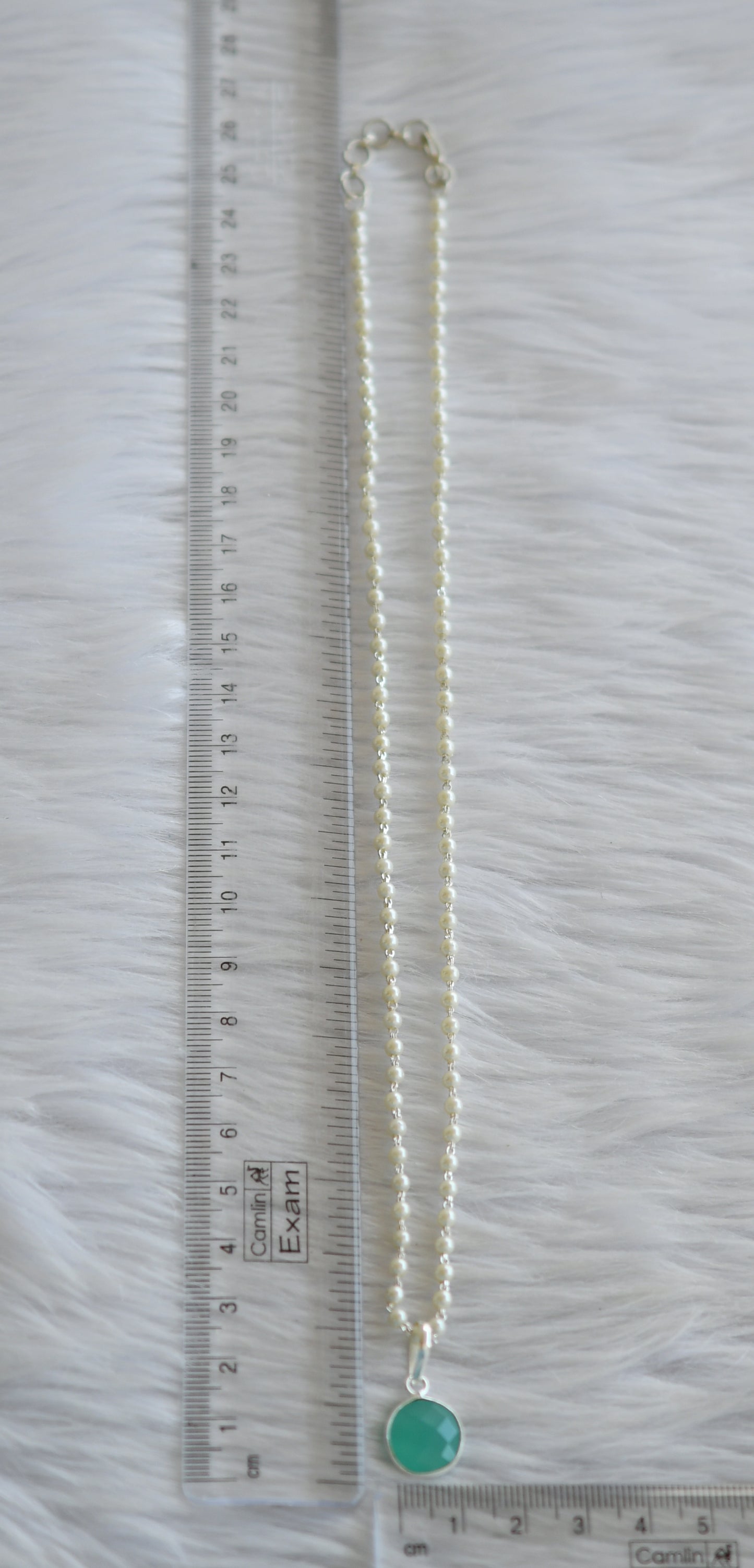 Silver tone 18 inches pearl chain with sea green small pendant dj-44185