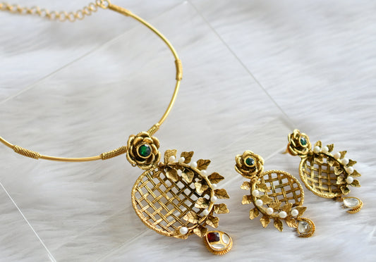 Antique gold tone replica green-pearl hasli necklace set dj44227
