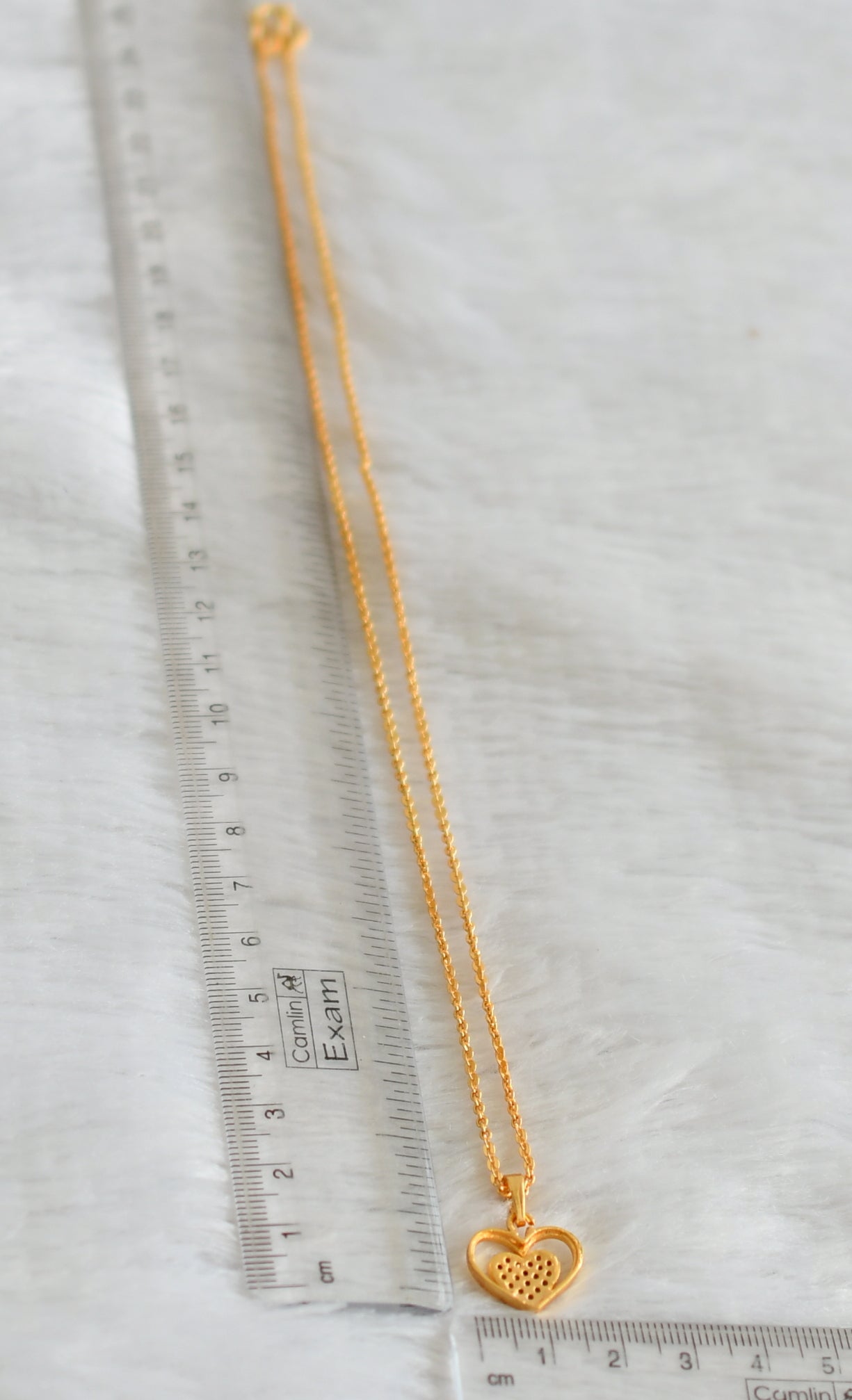 Gold tone 18 inches chain with cz white heart pendant dj-47600