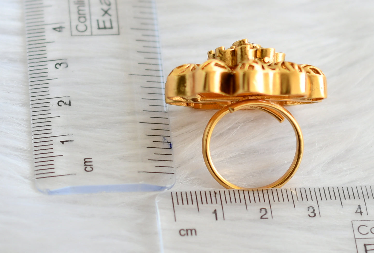 Matte finish kemp-green flower finger ring dj-44315