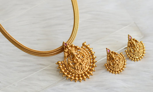Matte finish kemp stone lakshmi choker/necklace set dj-44332