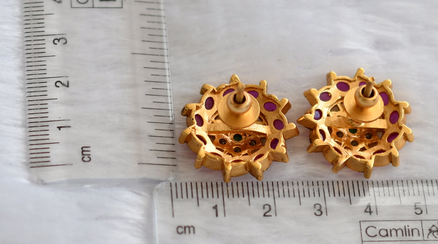 Matte finish kemp-green-white flower stud/earrings dj-46155